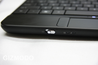 Illustration for article titled HP Mini 1000 is a Sleek, Svelte 10.2-inch Netbook With a Custom OS